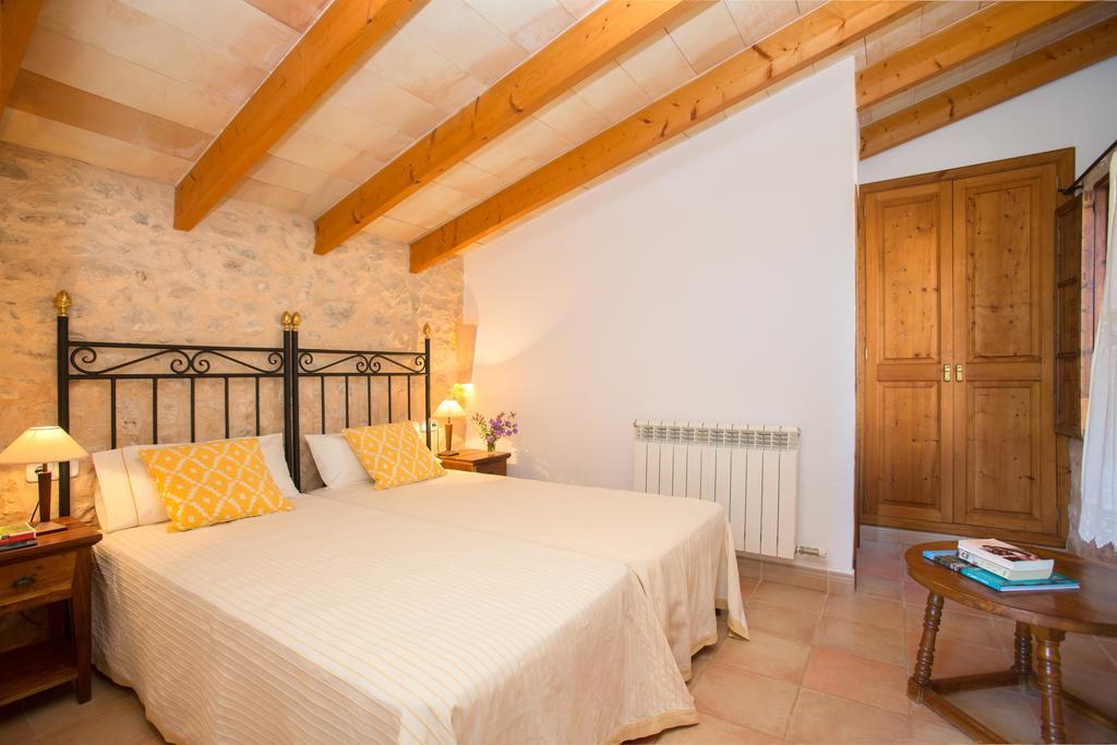Agroturismo Es Pla De Llodra マナコル 部屋 写真
