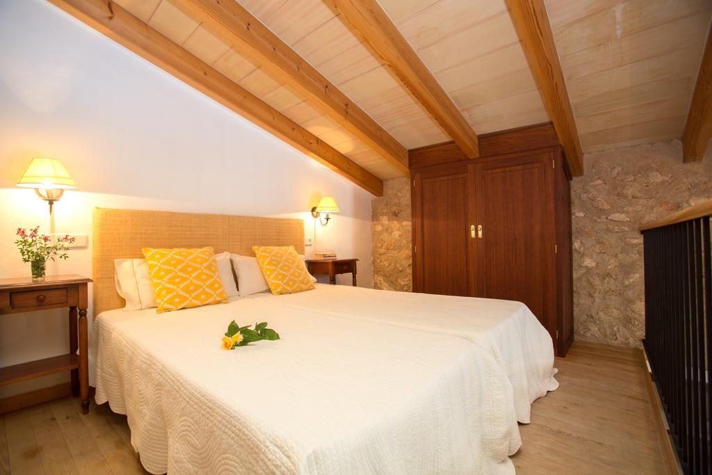 Agroturismo Es Pla De Llodra マナコル 部屋 写真
