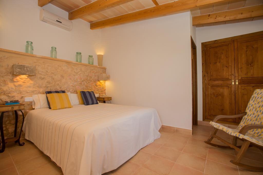 Agroturismo Es Pla De Llodra マナコル 部屋 写真